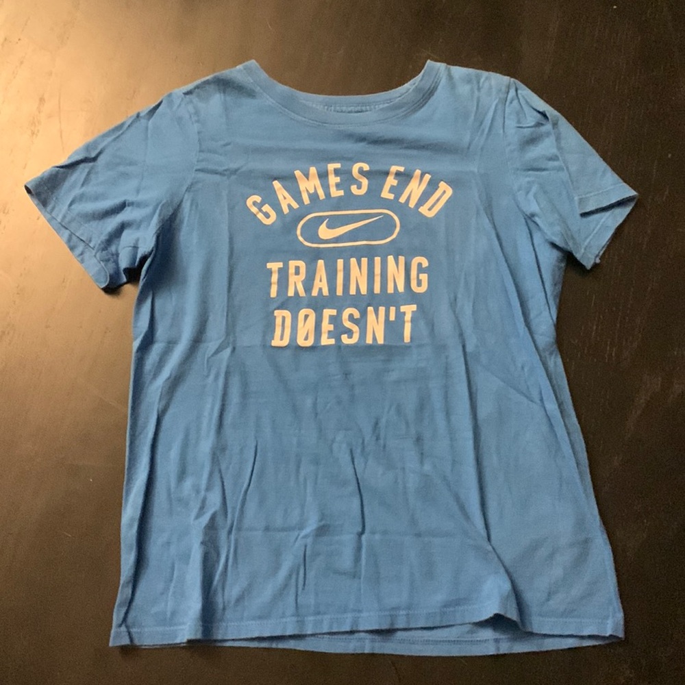 Nike T-Shirt Medium